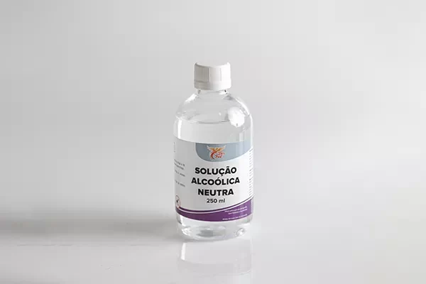 Solução alcoólica neutra 2